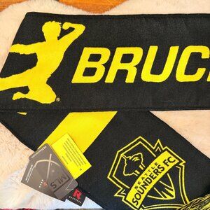 NWT MLS Seattle Sounders Soccer Bruce Lee Limited Edition Scarf
